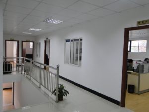 عرض المصنع